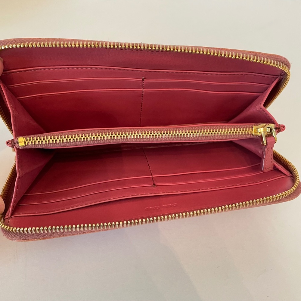 Miu Miu By Prada Pink/Mauve Croc Embossed Zip Aro… - image 5